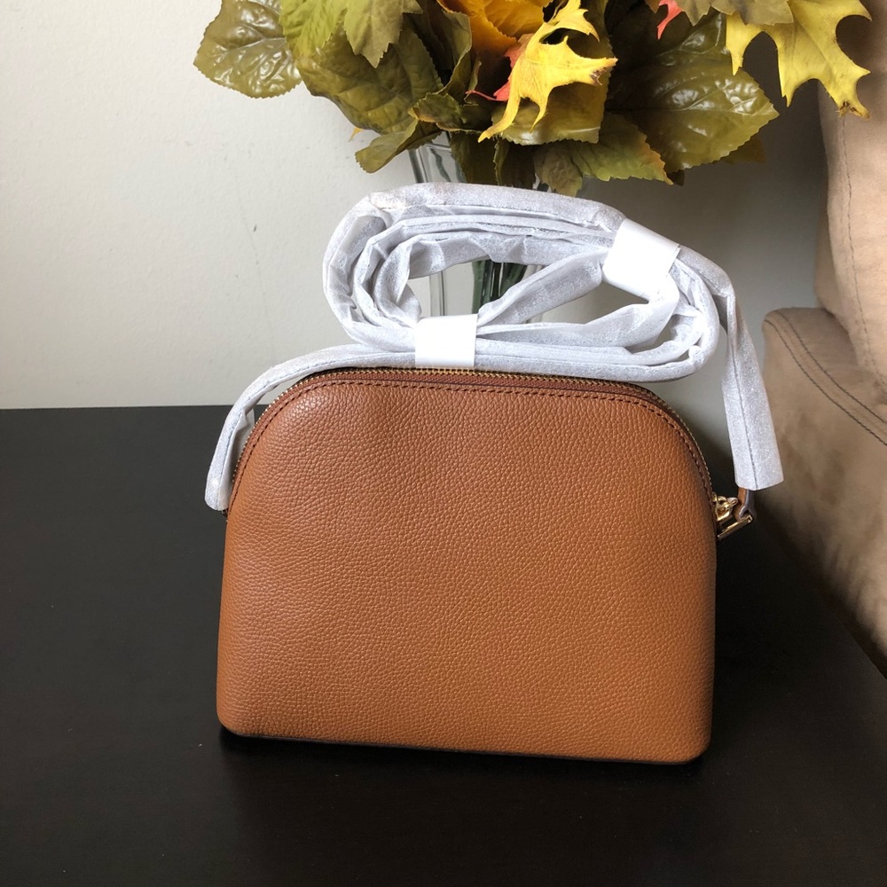 SOLD New Micheal Kors Studs Crossbody - Picture 3 of 8